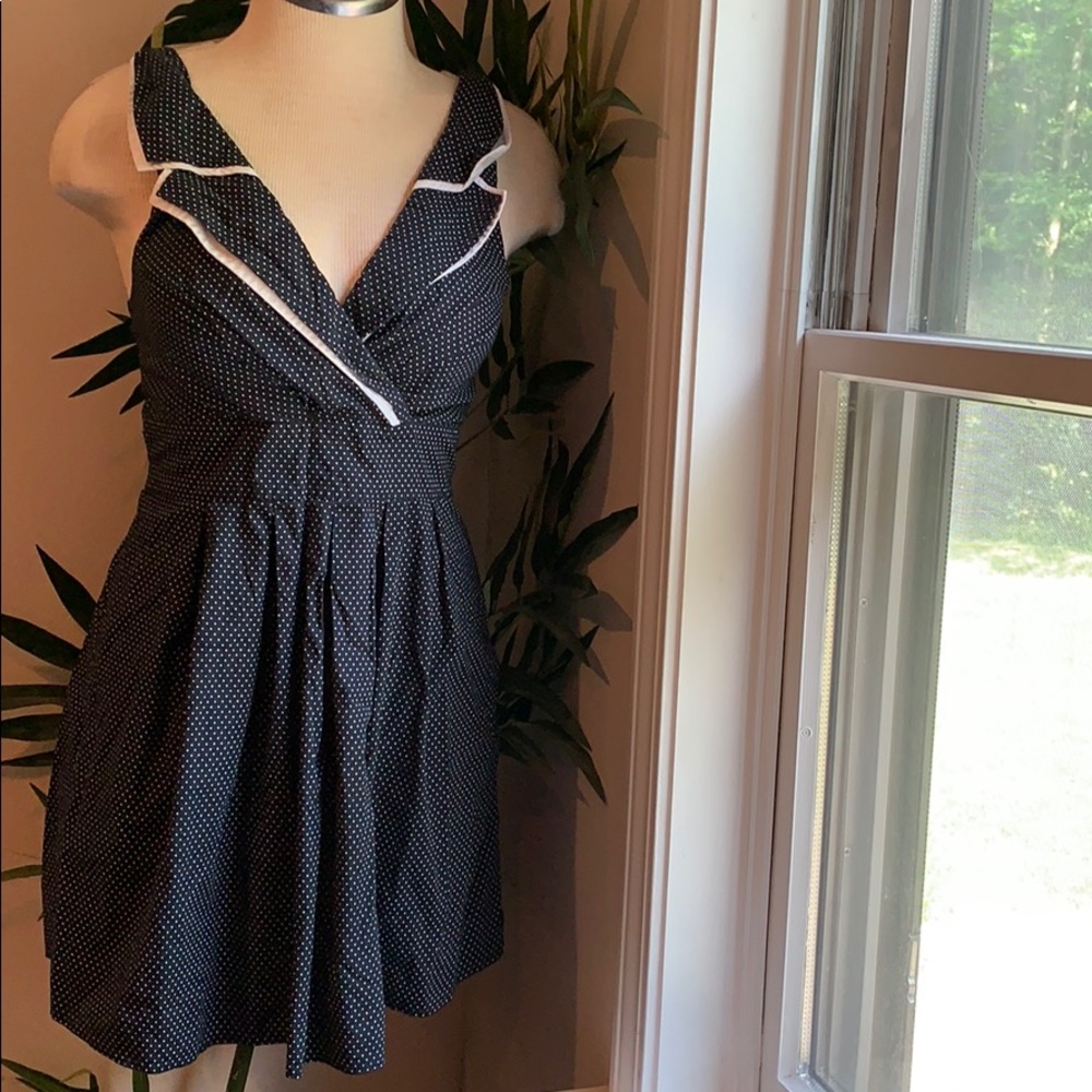 Polka dot dress 🍁